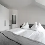 아파트 Farawayhomes #5 *