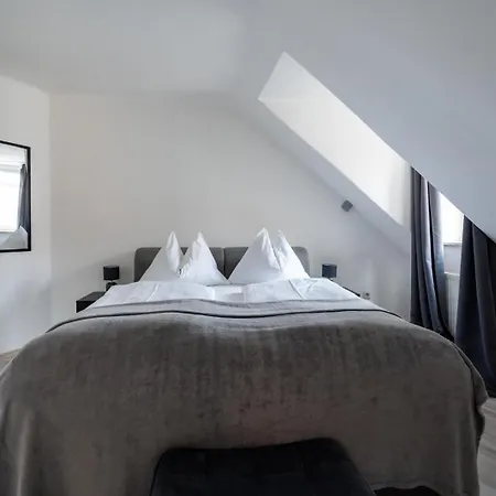 Farawayhomes #5 *