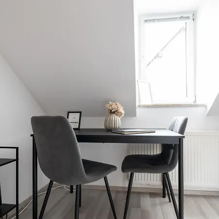 Farawayhomes #5 Apartment